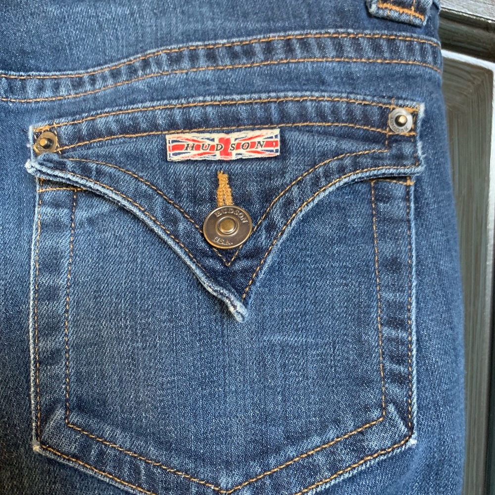 Hudson Jeans Women's Medium Blue Bootcut Denim with Gold Stitching